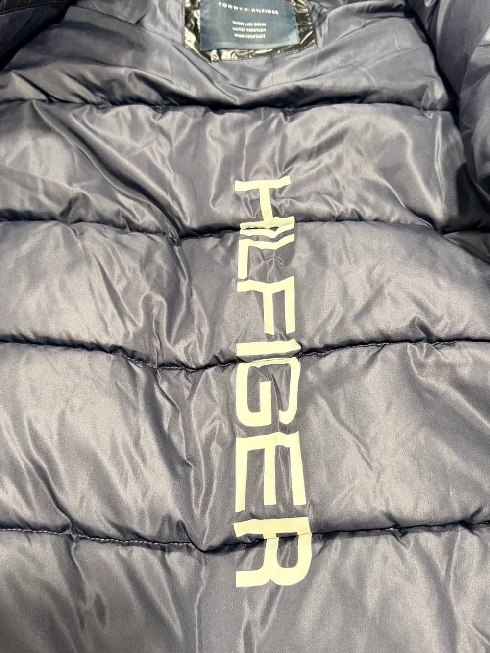 Tommy Hilfiger sleek tommy